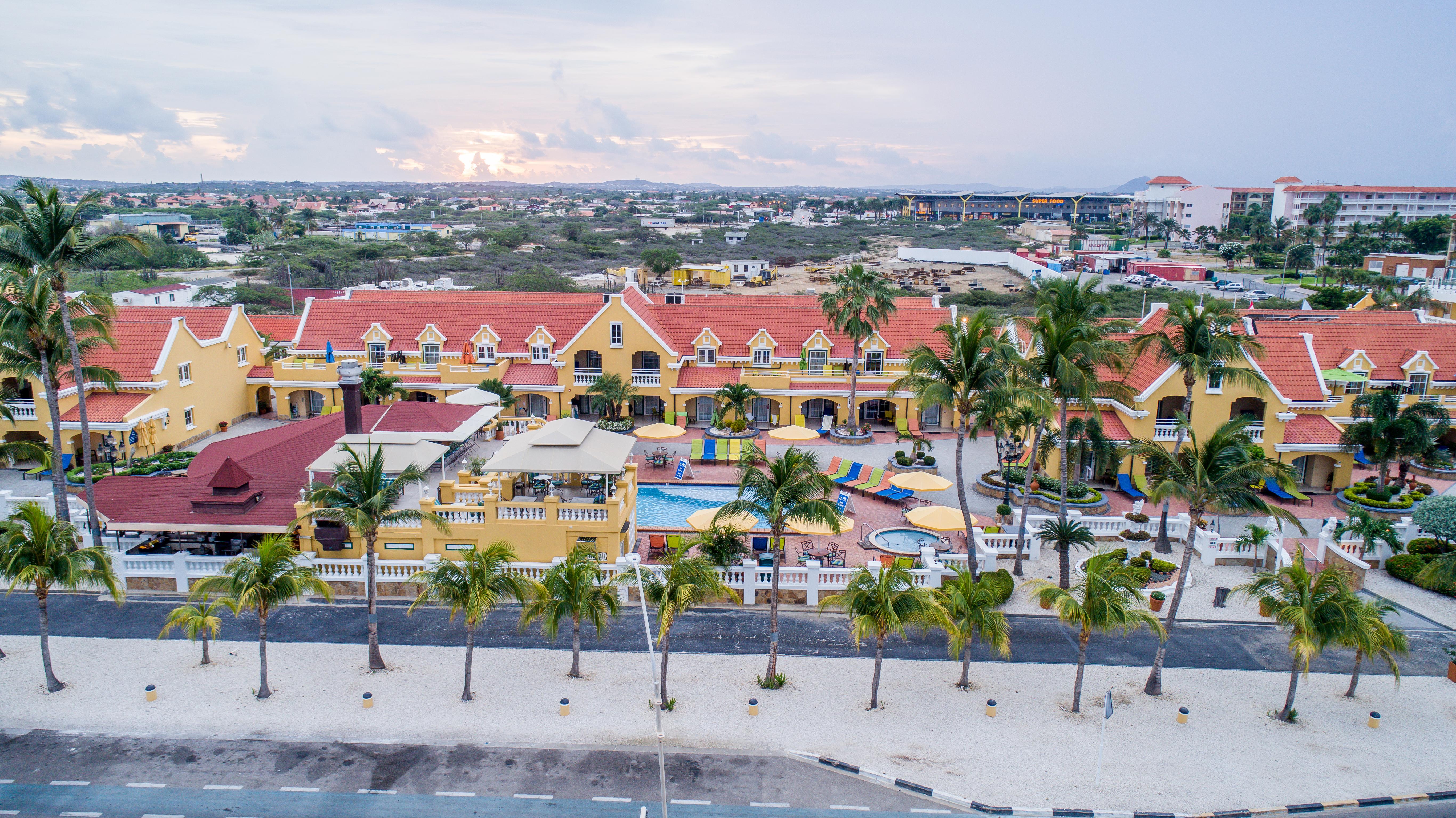 Amsterdam Manor Beach Resort Palm Beach Exterior foto